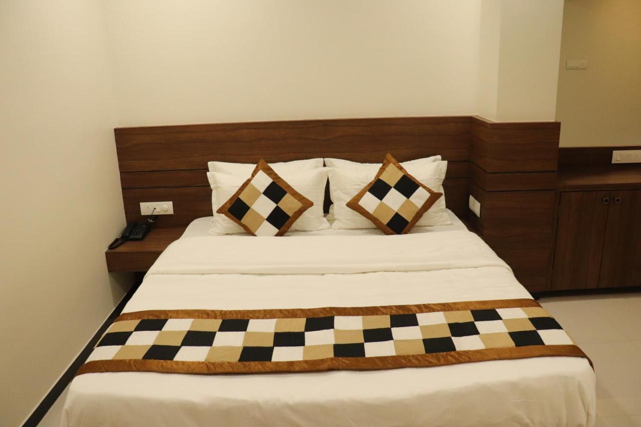 Hotel City Point Phalodi  Exterior photo